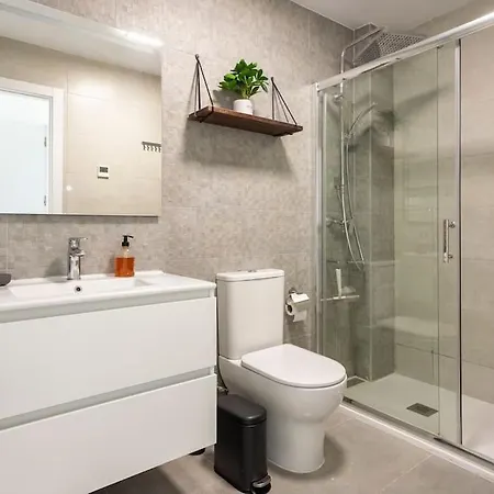 Casa Mila Sauna, Gym, Padel Indoor Pool Apartment *